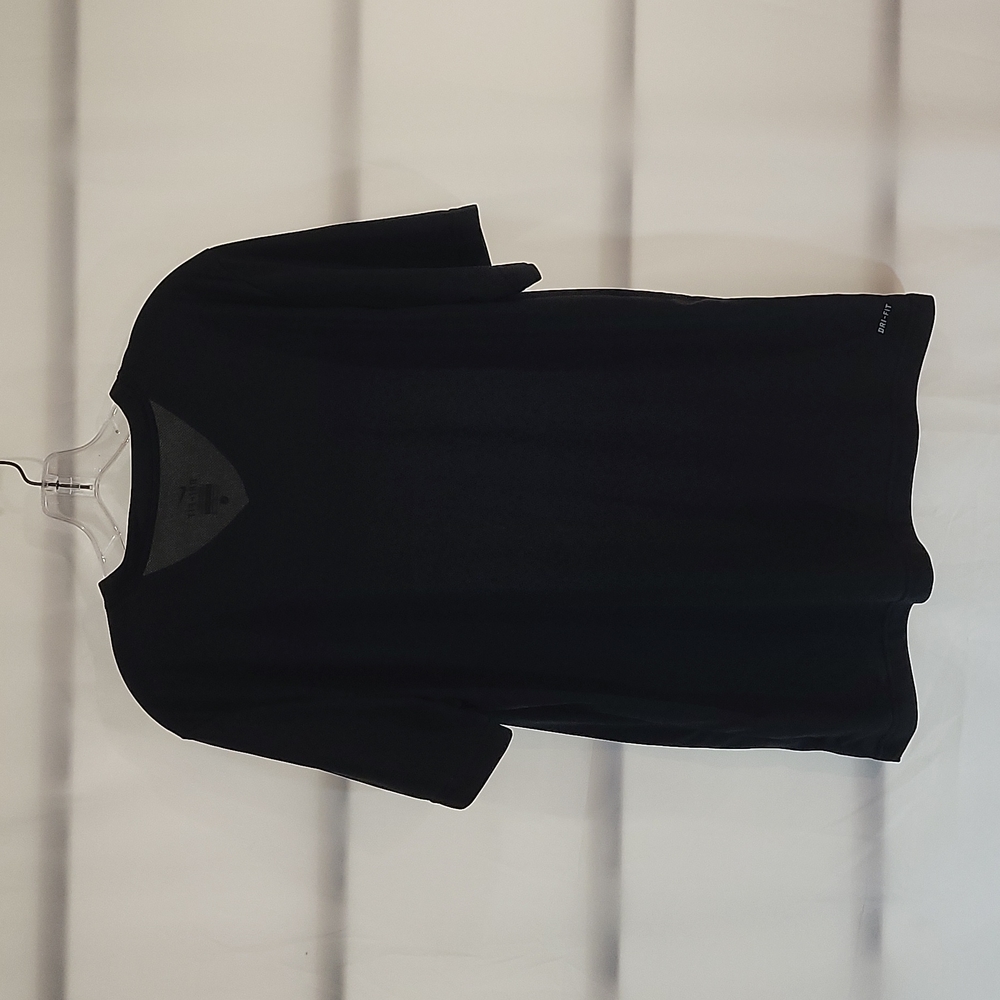 Women's Black Nike Dri-fit Short-sleeved Shirt (L) - Picture 5 of 12